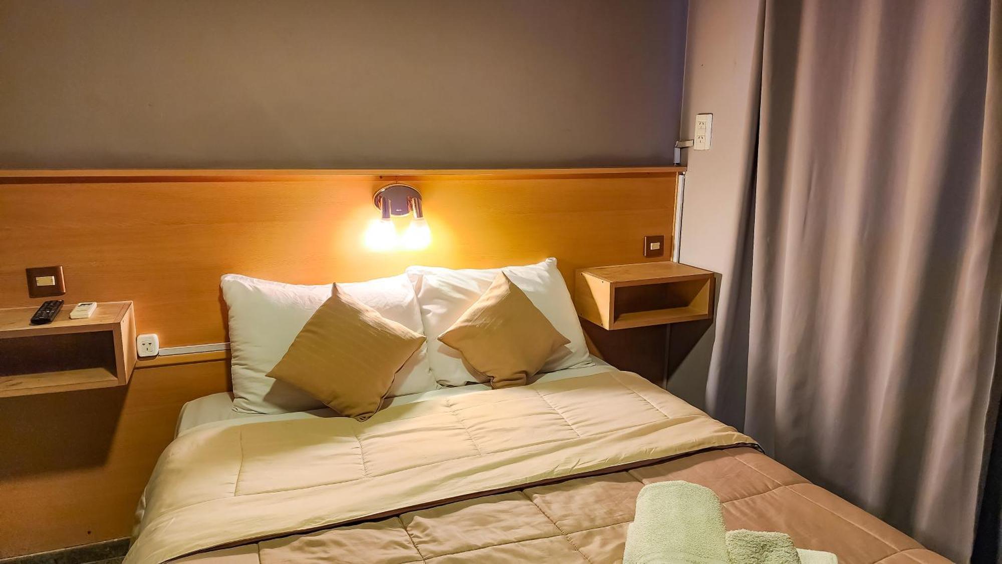 Hotel Juan B Justo Mendoza Zimmer foto